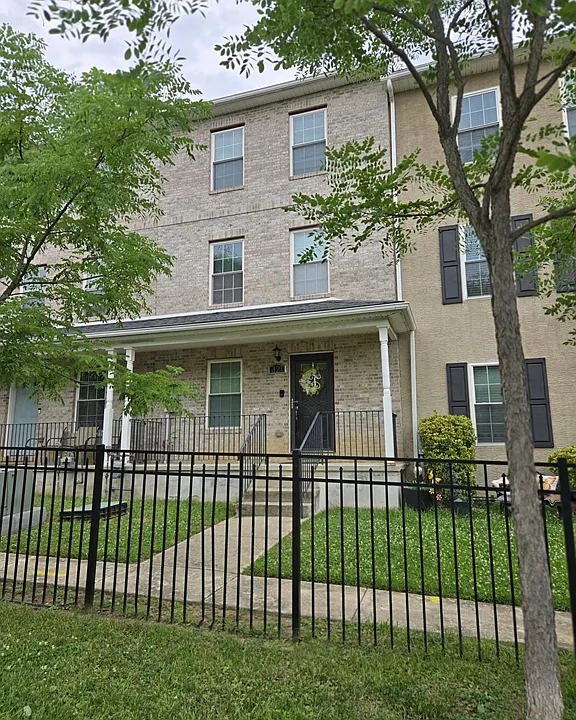 321 5th Ave