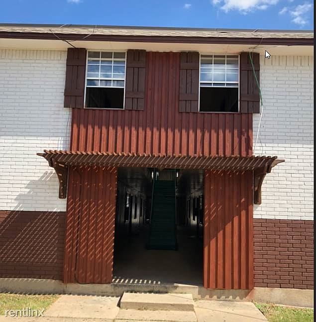 1st image of 209 Avenue G