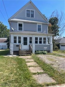 110 Oakwood St, Ravenna, OH, 44266