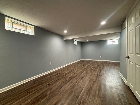 5th image of 4410 Crittenden Ave