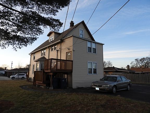 4th image of 1527 Hervey Ave