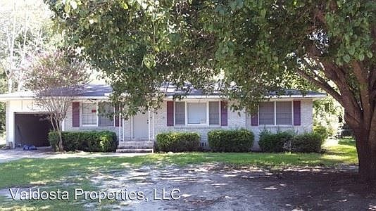 1st image of 514 Brookdale Dr