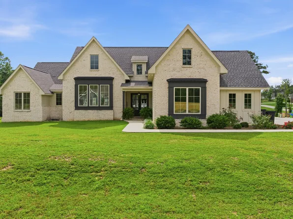 8 Wabash Way, Sumrall, MS 39482