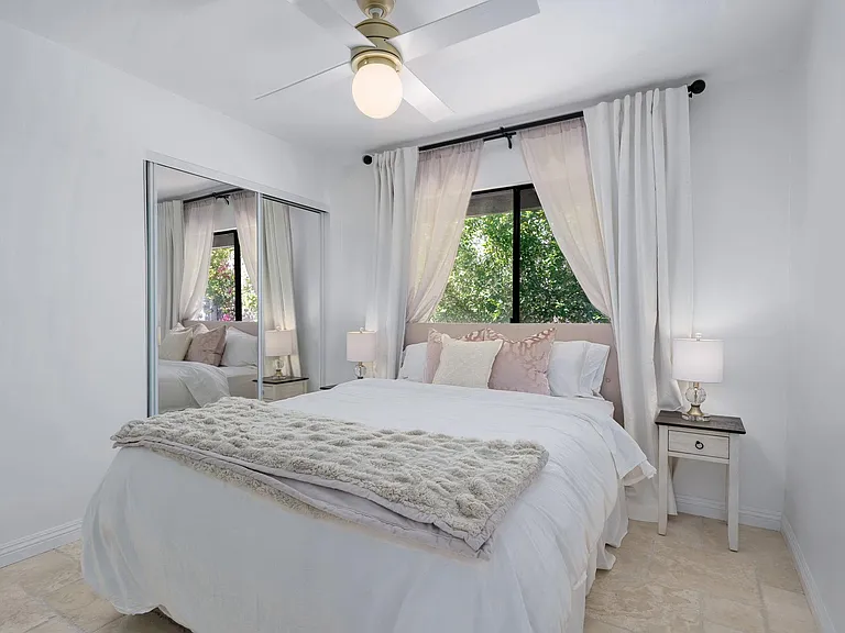 54025 Avenida Alvarado — Photo 21