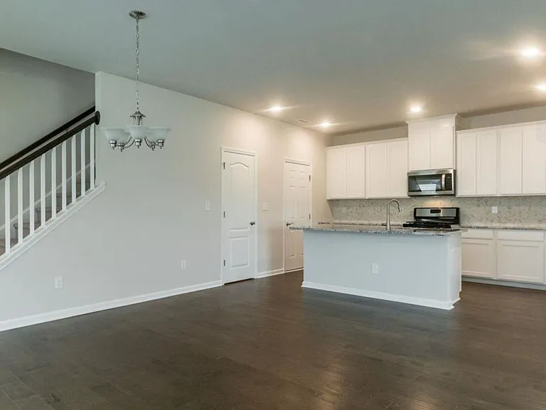 219 Watauga Lake Dr — Photo 6