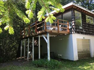 18382 Taylor Creek Dr, Brookings, OR 97415