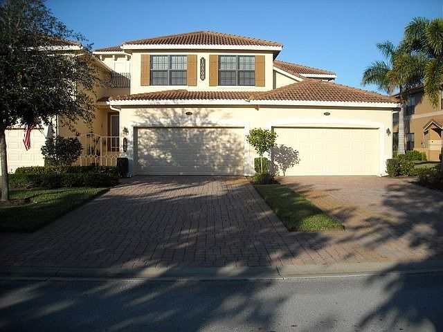 1st image of 10506 Smokehouse Bay Dr #52202