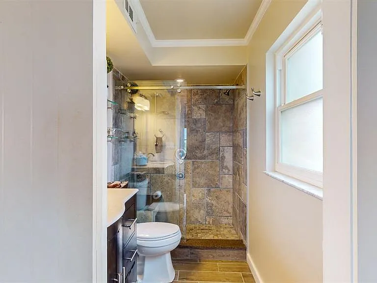 1120 N Shore Dr NE #501 — Photo 56