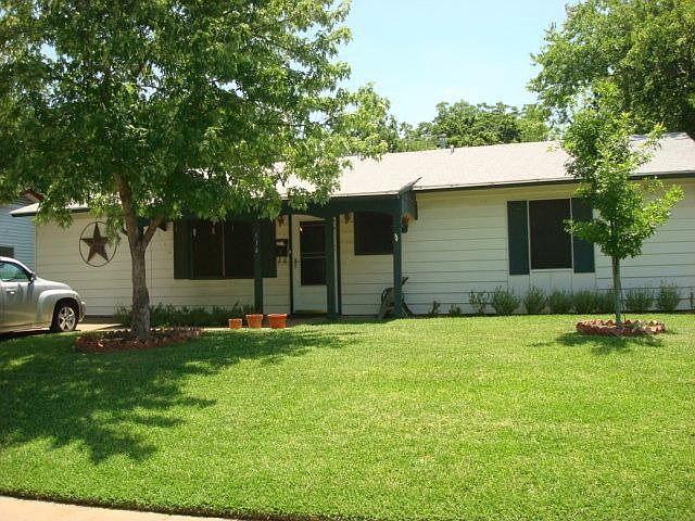 1st image of 514 Aransas Dr