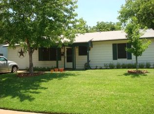 514 Aransas Dr, Euless, TX 76039