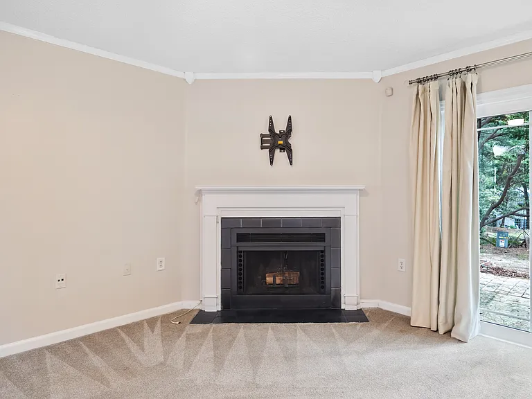 7630 Falcon Rest Cir — Photo 5
