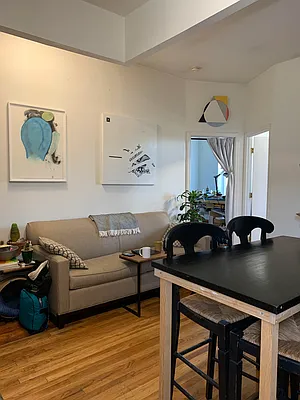 Rented by 50 Stanhope LLC | media 38