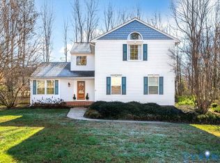 8509 Summit Acres Dr, North Chesterfield, VA 23235