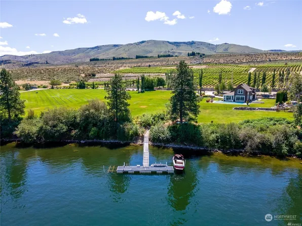114 Orchard Place, Orondo, WA 98843
