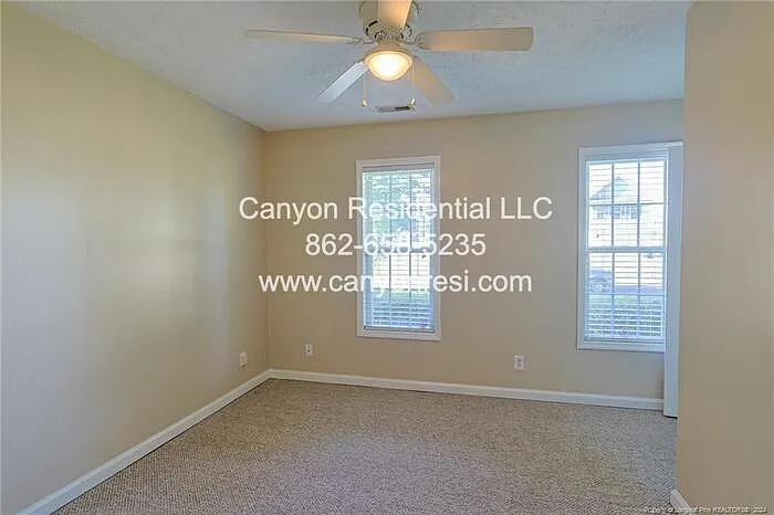 106 Liberty Ct — Photo 8