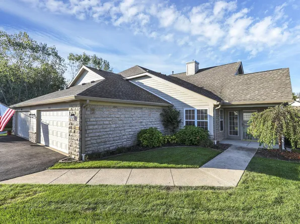 8083 Farm Crossing Cir, Powell, OH 43065