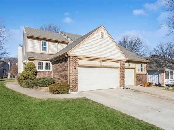 10574 Century Ln, Overland Park, KS 66215