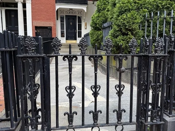 57 Mount Vernon St Unit 1, Boston, MA 02108