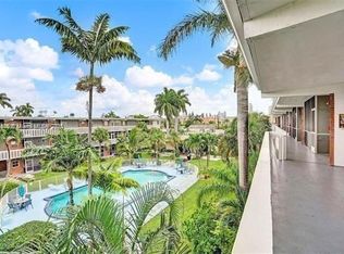 161 NE 10th Ave APT 7C, Hallandale, FL 33009
