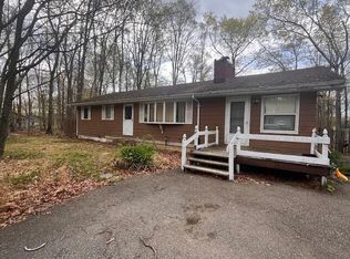 2121 Sassafras Ln, Kunkletown, PA