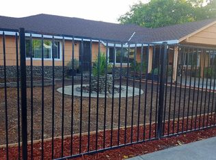 8000 Betty Lou Dr, Sacramento, CA 95828