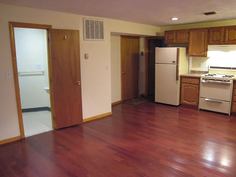 3 Holden Ct #1 — Photo 4