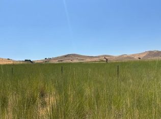 8880 Bluestone Dr, Montague, CA 96064