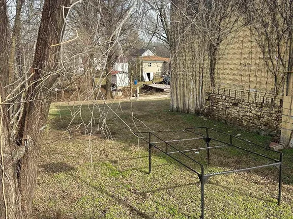 4 Main St, Alto Pass, IL 62905