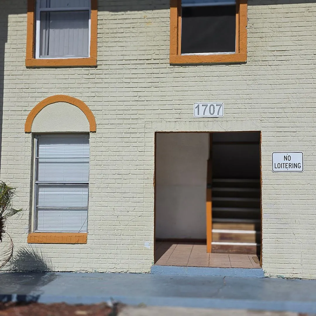 Condo 2 bed 2 bath — Photo 1