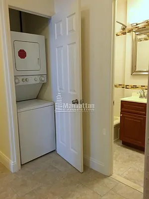 Rented by Manhattan Connection | media 8