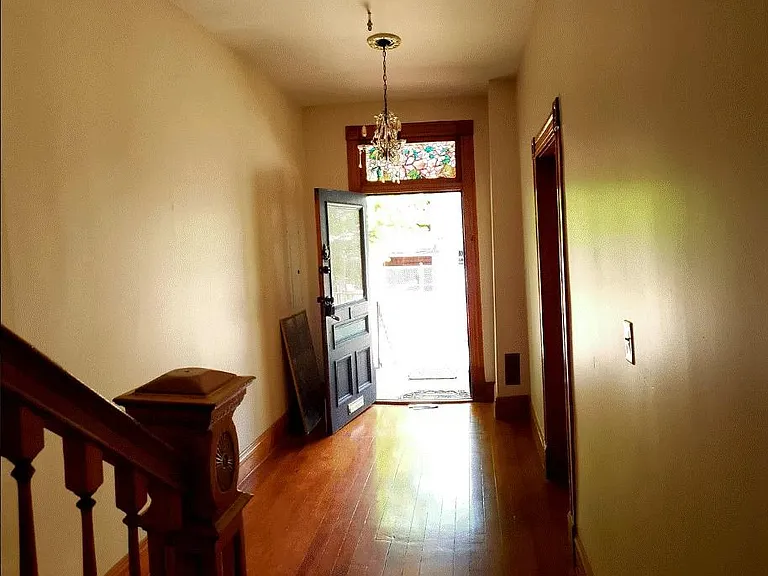 2101 W Cary St — Photo 3