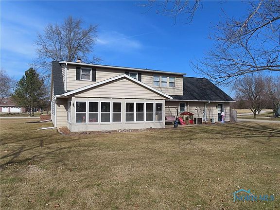 3rd image of 309 Orchard Hills Dr