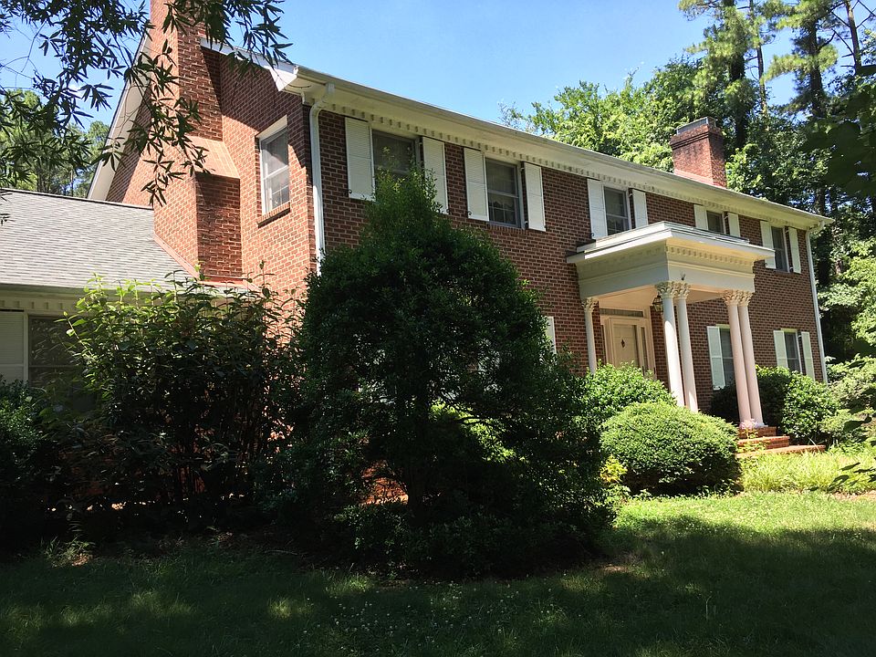 2nd image of 104 Linden Ln