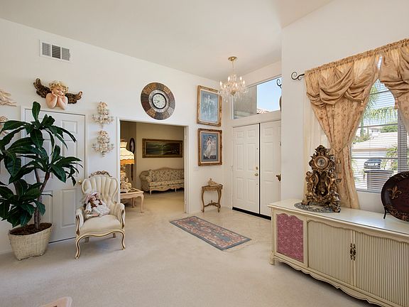 5th image of 26399 Sherwood Cir