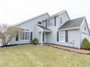 10 Plaza Ave, Rensselaer, NY 12144