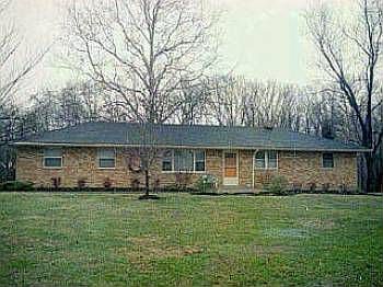 1st image of 4133 Fernwood Dr