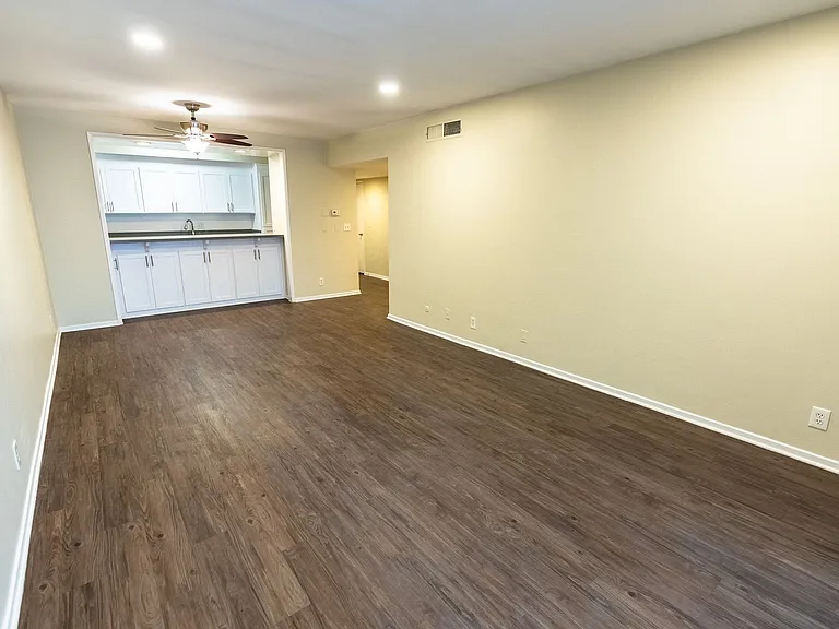 312 S. Willaman Drive — Photo 10