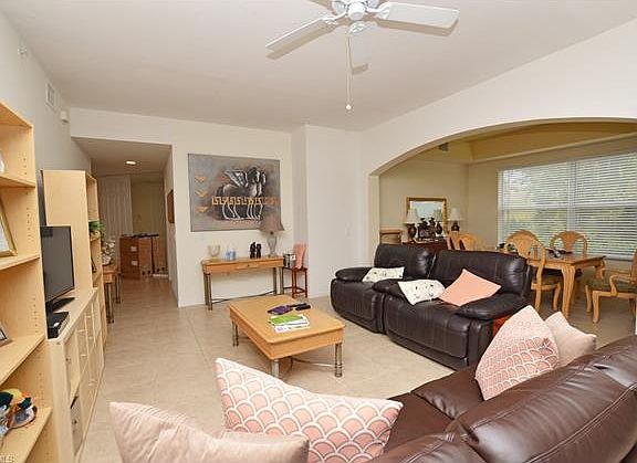 2nd image of 1415 Mariposa Cir #12-101