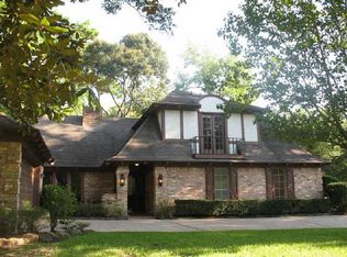 88 April Wind Dr S, Montgomery, TX 77356