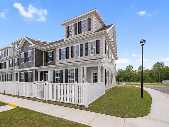 5th image of 4938 Apricot Way