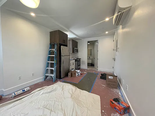 Rented by Reside New York | media 12