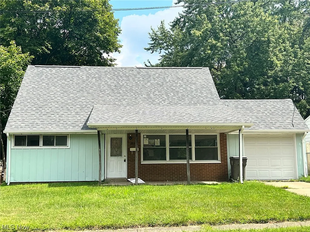 3533 Wyandot Ln photo 1