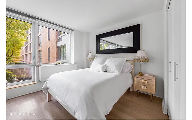 Rented by Douglas Elliman | media 26