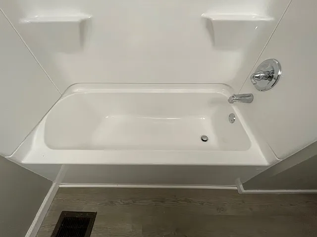 924 E Chippewa Ave — Photo 9