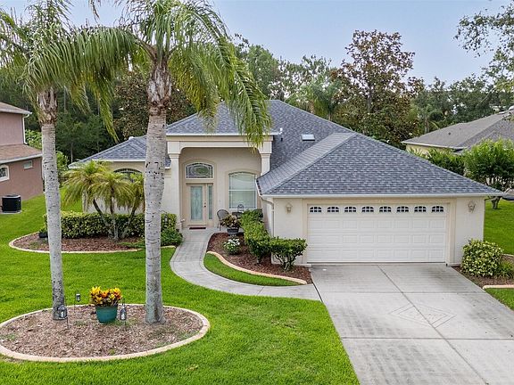 2nd image of 723 Oakwater Ln