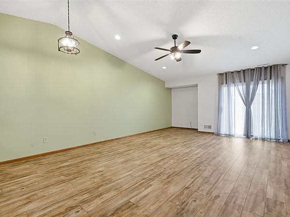 4th image of 1425 Daleview Dr Unit B