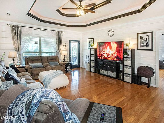 12th image of this home