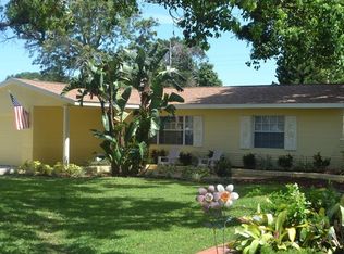 5690 47th Ave N, Kenneth City, FL 33709
