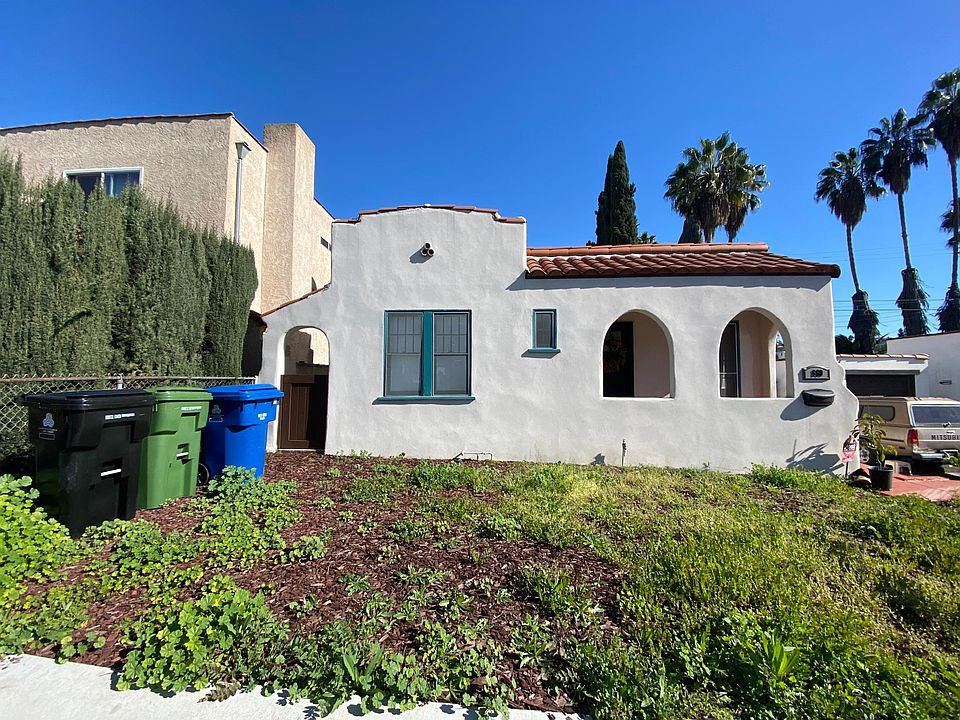 1st image of 862 Banks Court Dr