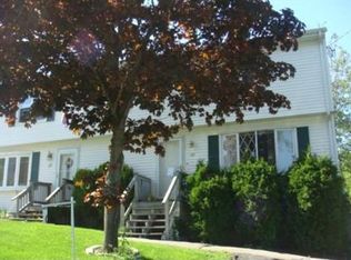 49 4th St, Worcester, MA 01602